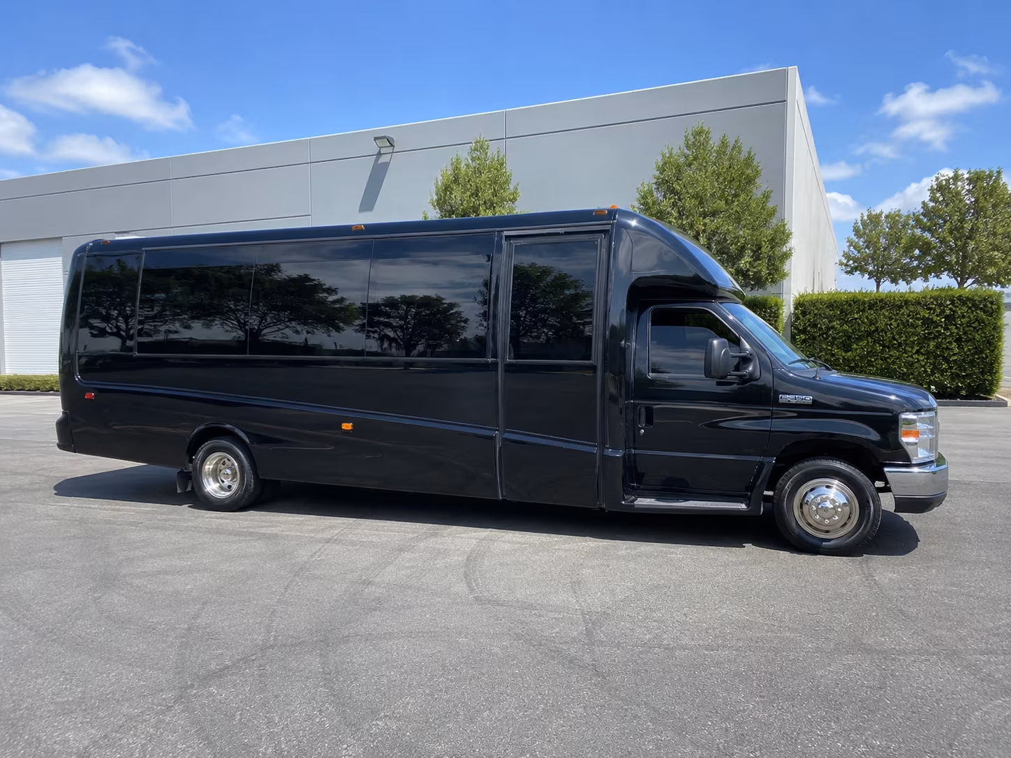 affordable gresham prom party bus prices split across your group