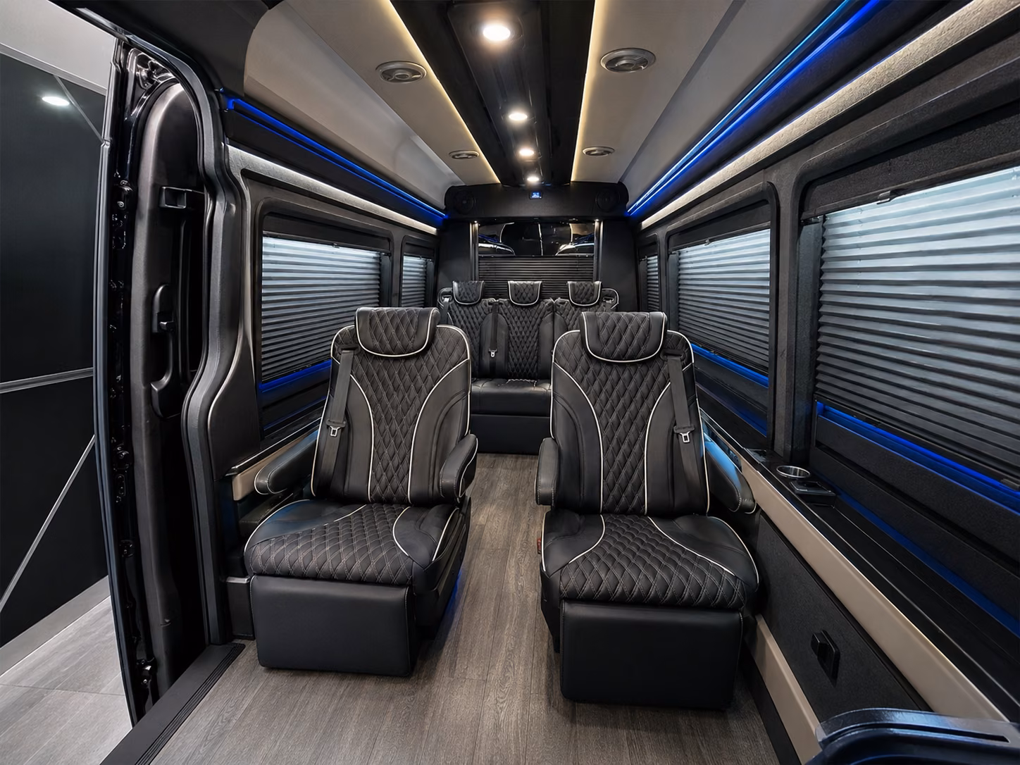 gresham airport shuttle buses for employees