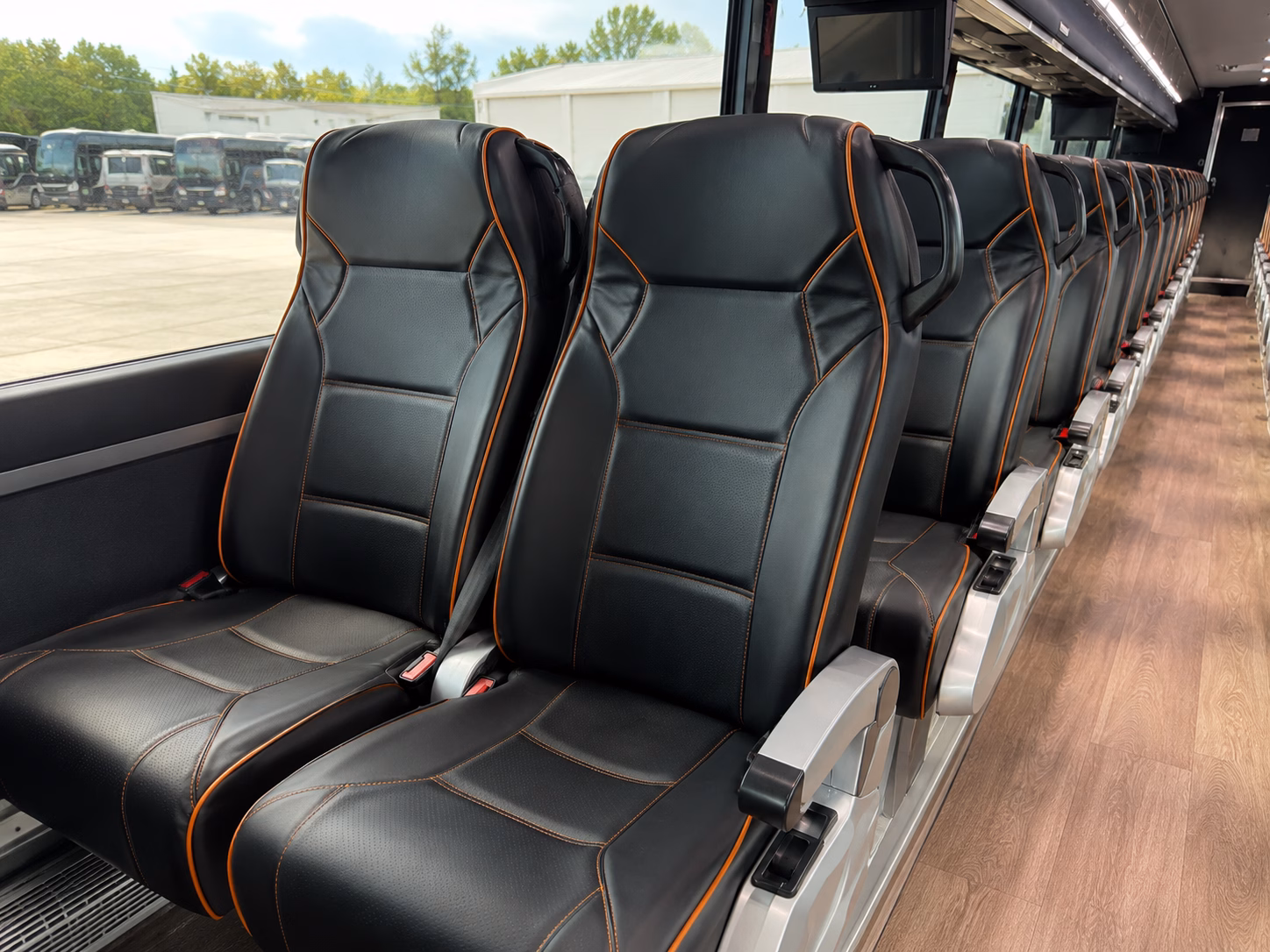 shuttle services for airline crews and airport staff in gresham